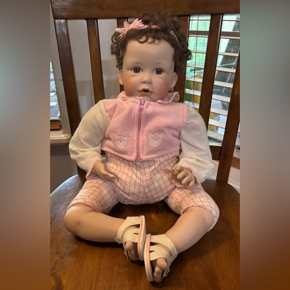 Ashton Drake Galleries Heirloom Baby  Girl Joan Ibarolle Porcelain Doll VTG 23”